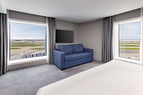 Hilton Garden Inn London Heathrow Terminal 2 and 3