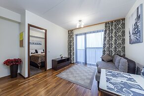 Karlson Lux Apart Hotel