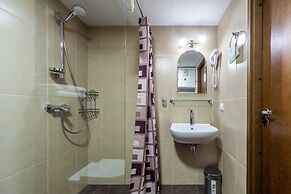 Karlson Lux Apart Hotel