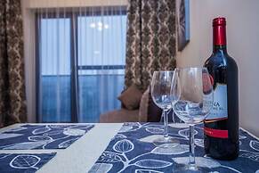 Karlson Lux Apart Hotel