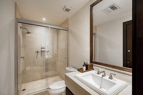 Puerta Cortés Residences by Lumina