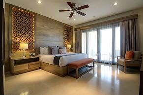 Puerta Cortes Residences