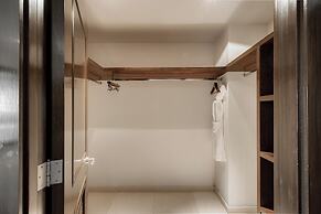 Puerta Cortés Residences by Lumina
