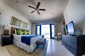 Puerta Cortes Residences