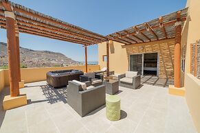 Puerta Cortes Residences