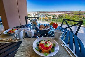 Puerta Cortes Residences