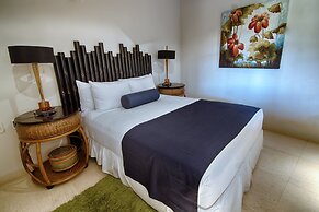 Puerta Cortes Residences