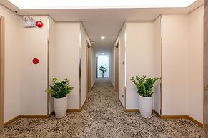 Kim Residences & Suites