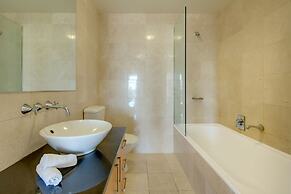 Midtown Darling Harbour