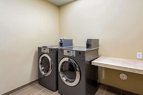 Comfort Suites Burlington near I-5