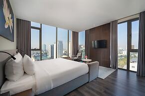 Everland Hotel