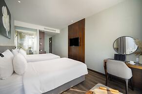 Everland Hotel