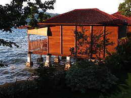 Froggies Divers Lembeh