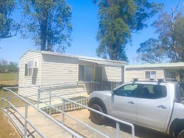 Crows Nest Tourist Park