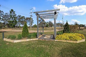 Crows Nest Tourist Park