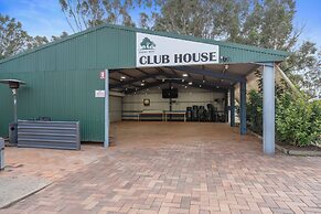 Crows Nest Tourist Park