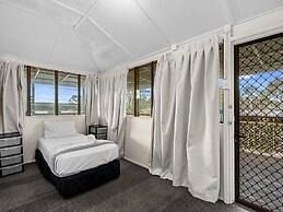 Crows Nest Tourist Park