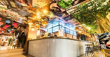 Fansi Movie Hotel Zhongda Branch