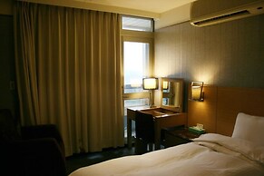 Rhineinn Hotel