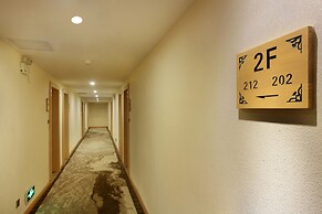 Wing Hotel Guilin- Pedestrian Street