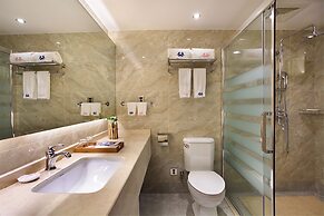 Wing Hotel Guilin- Pedestrian Street