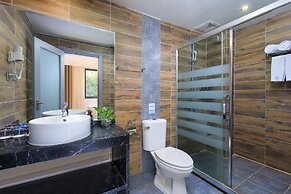 Wing Hotel Guilin- Pedestrian Street