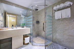 Wing Hotel Guilin- Pedestrian Street