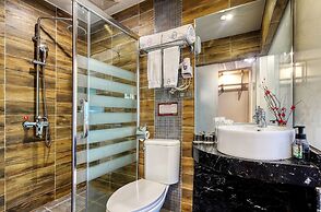 Wing Hotel Guilin- Pedestrian Street