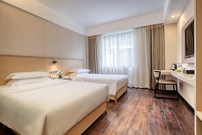 Wing Hotel Guilin- Pedestrian Street