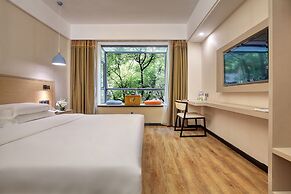 Wing Hotel Guilin- Pedestrian Street