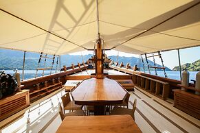 Tanaka Liveaboard Raja Ampat