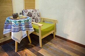 Floral Hotel Qiandaohu Deyishe Inn