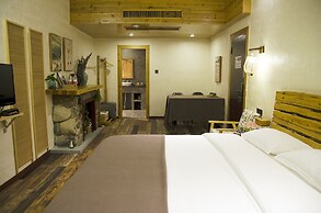 Floral Hotel Qiandaohu Deyishe Inn