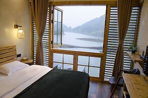 Floral Hotel Qiandaohu Deyishe Inn