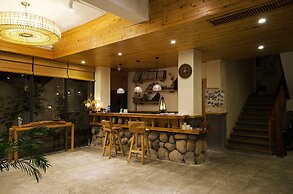 Floral Hotel Qiandaohu Deyishe Inn