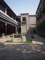 Floral Hotel Huzhou Shenanxun Chenxiang