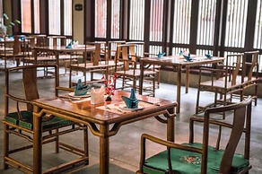 Floral Hotel Huzhou Shenanxun Chenxiang