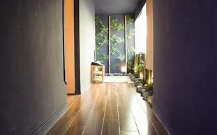 Azumaya Hai Ba Trung 1 Hotel