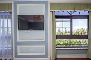 Floral Hotel Huzhou Lize Yard