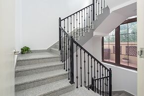 Floral Hotel Huzhou Lize Yard