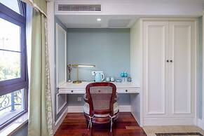 Floral Hotel Huzhou Lize Yard