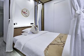 Floral Hotel Deqing Qinzizaiju