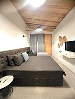 TasEv Boutique Hotel