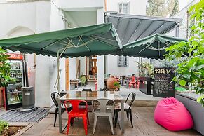 TasEv Boutique Hotel