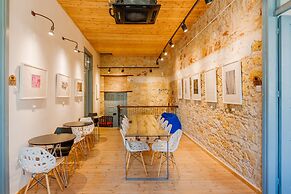 TasEv Boutique Hotel