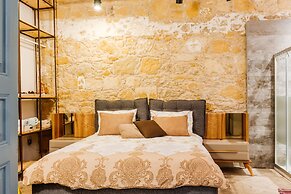 TasEv Boutique Hotel