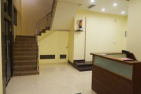 OYO 16708 Sada Shiv Guest House