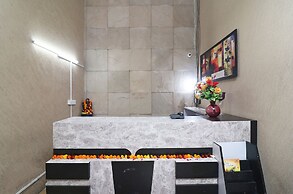 OYO 24624 Kaycee Residency