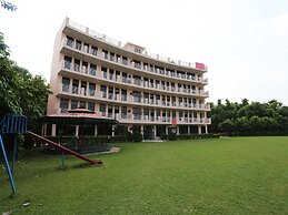 OYO 6242 Jalsa Resort
