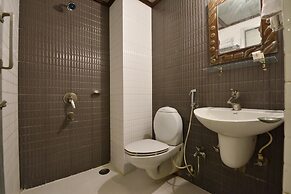 OYO 3311 Hotel Apple 9